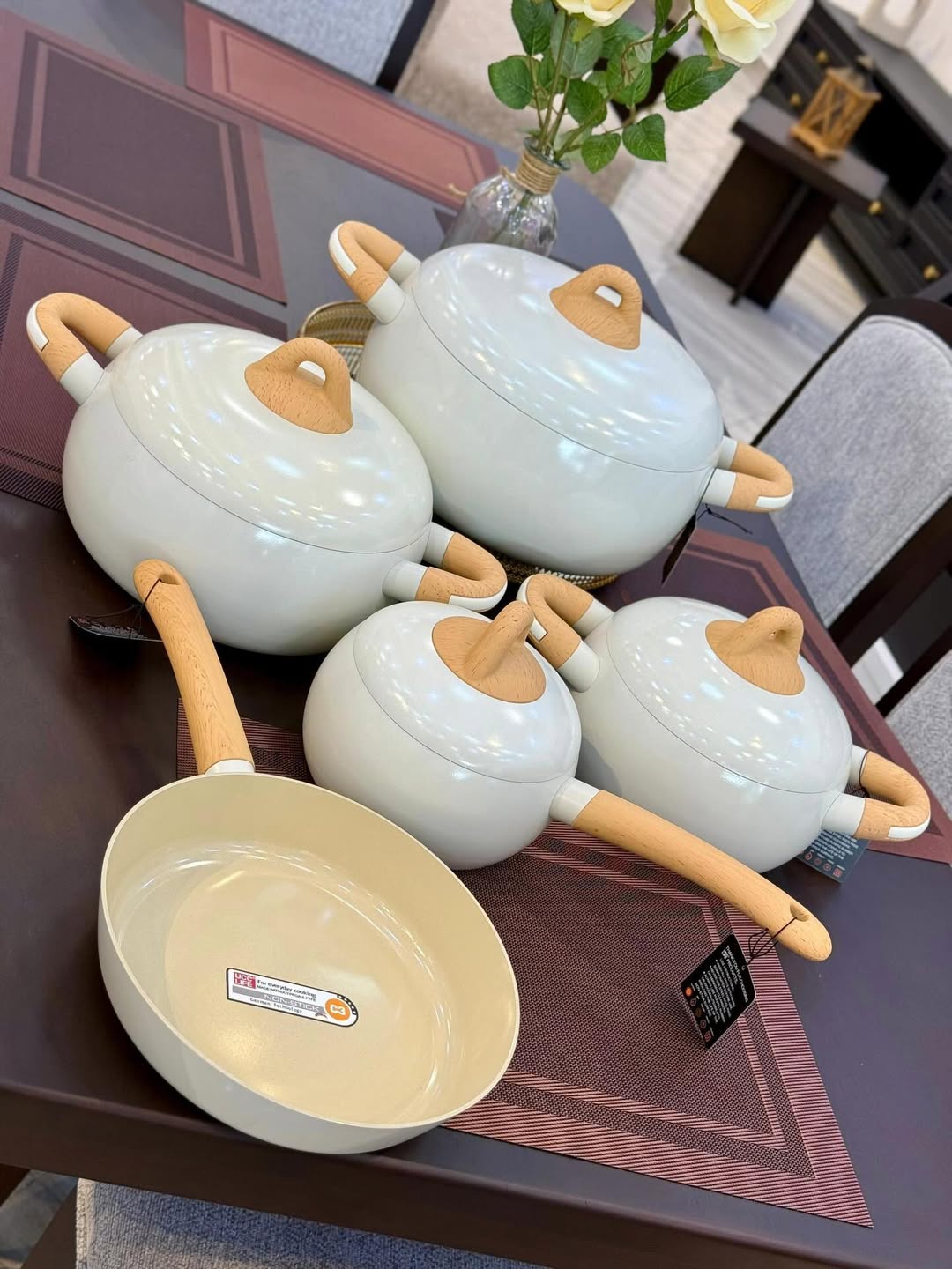 Cookware set with Ceramic coating