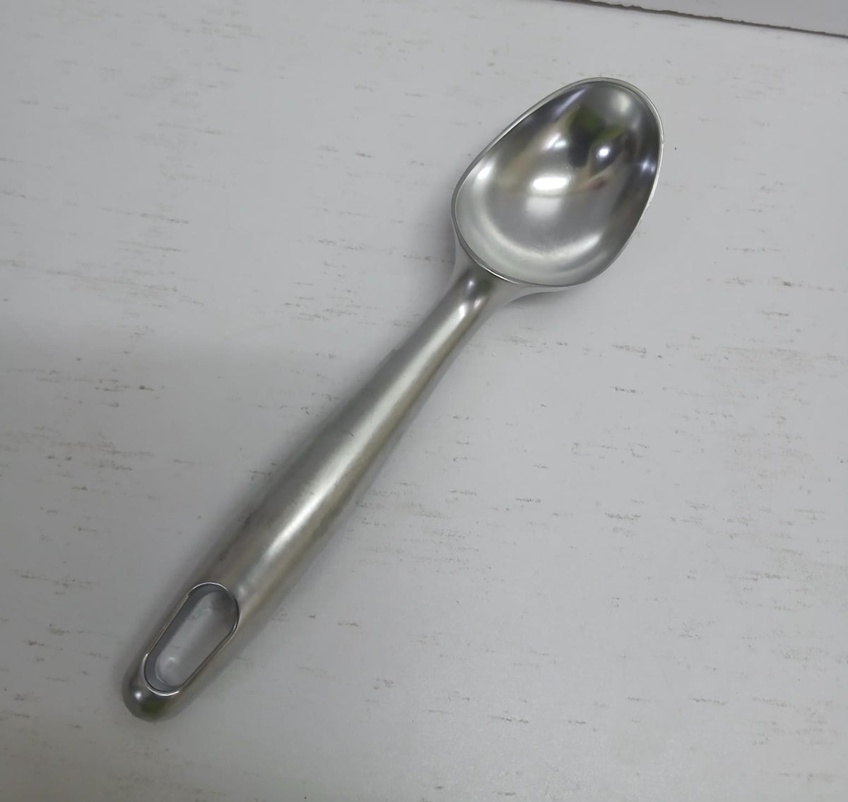 Premium heavy duty ice cream scoop