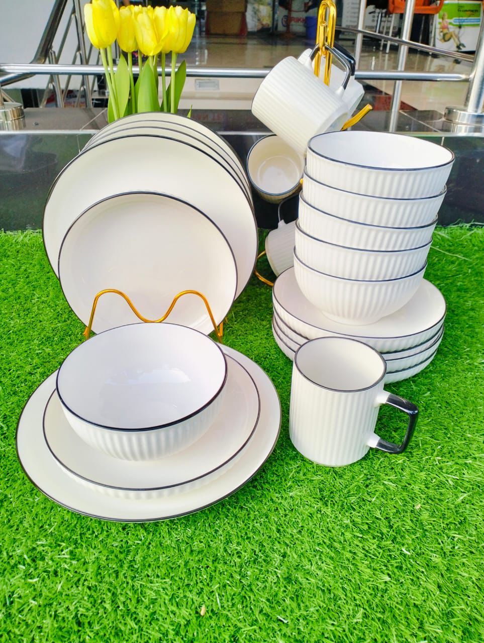 Concise dinner set 
