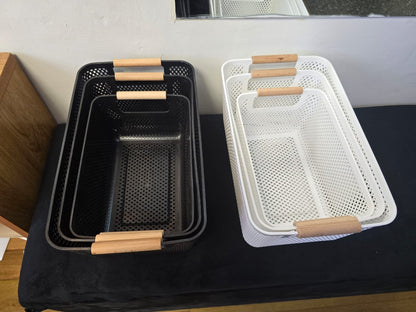 Mesh Plastic Baskets With Bamboo Handles