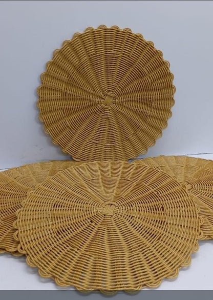 6 pieces Rattan Unique Table Mats 