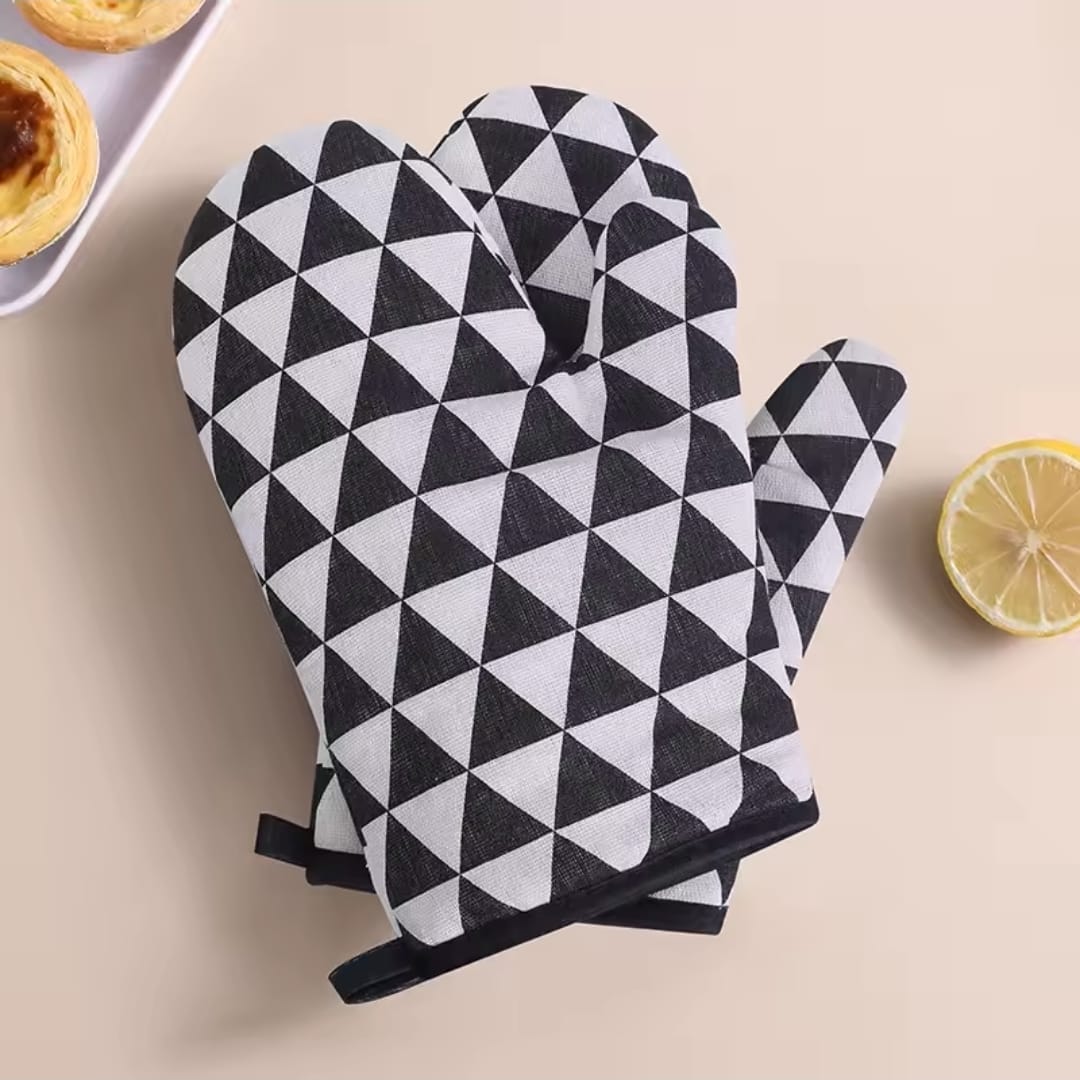 Cotton and linen gloves