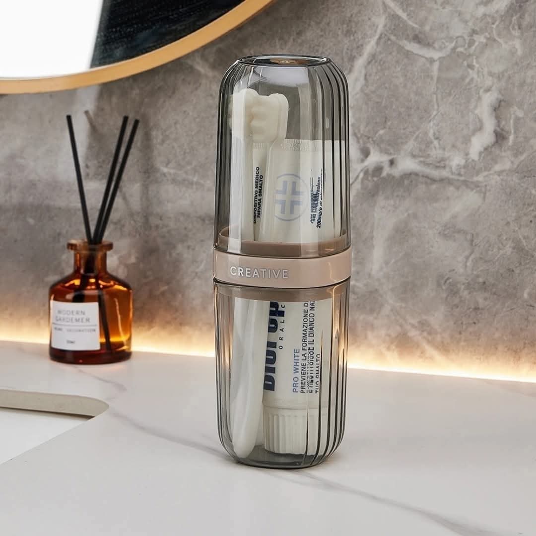 Travel toothbrush holder