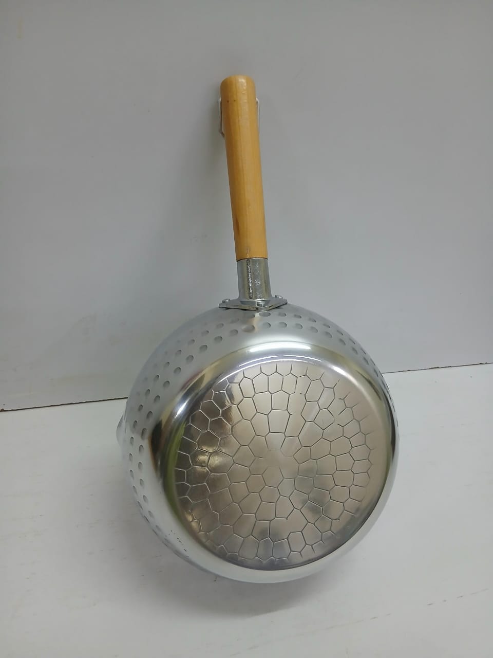 Stainless Steel Sufuria/Cookware With Wooden Handle