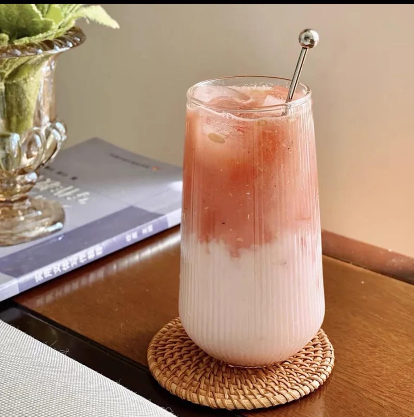 High Quality Borosilicate Glass Vertical Lines