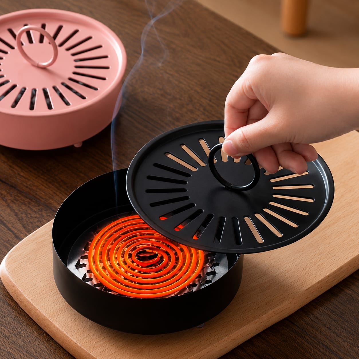 Iron mosquito-repellent incense box with cover.