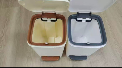 Foot Pedal dustbin/trash can