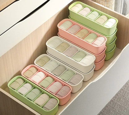 Plastic 5 compartment organizer