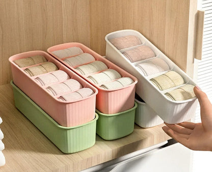 Plastic 5 compartment organizer