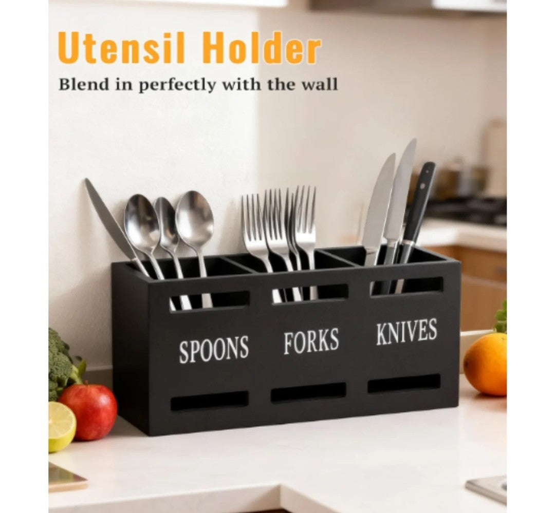 Wooden partitioned cutlery holder