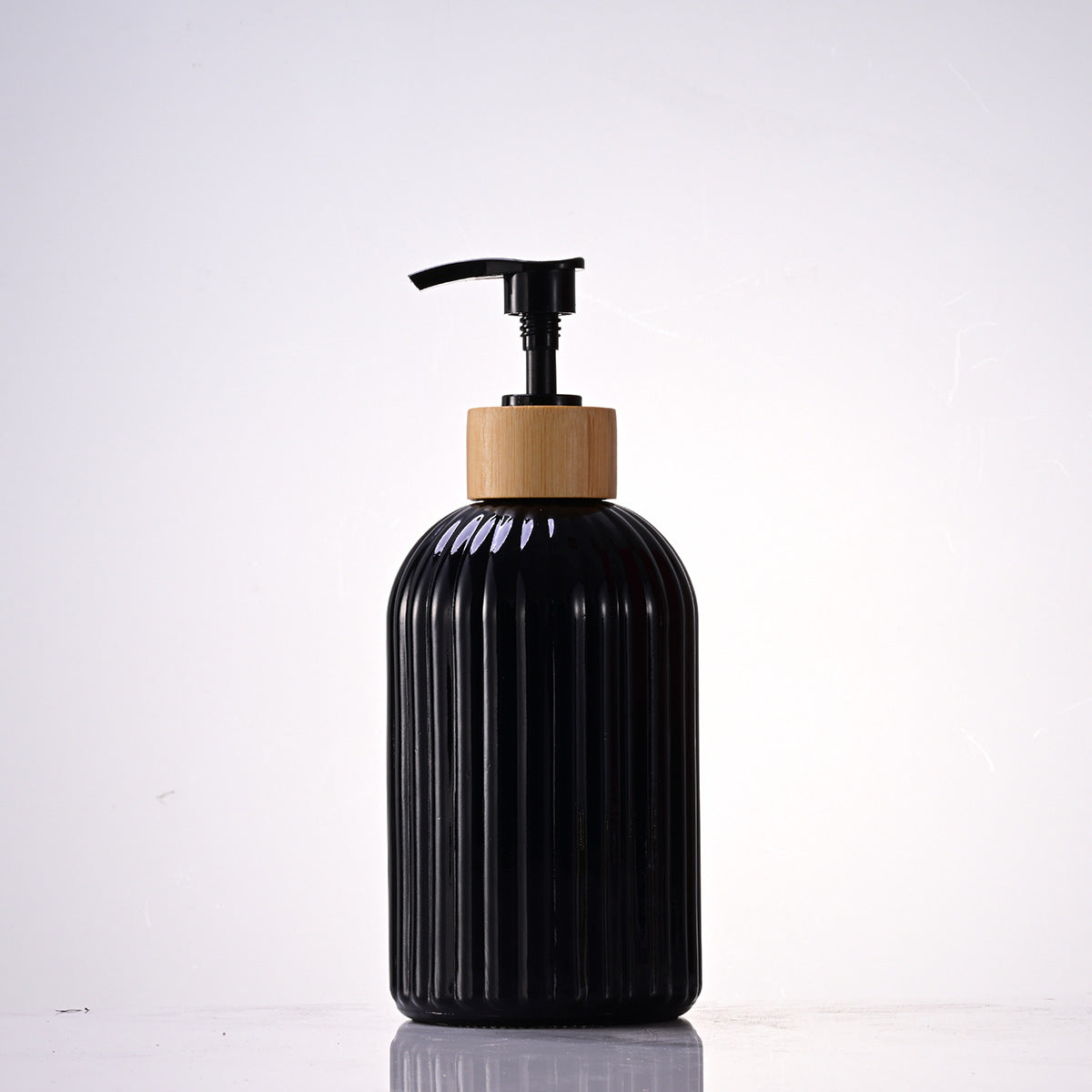 Non breakable soap dispensers