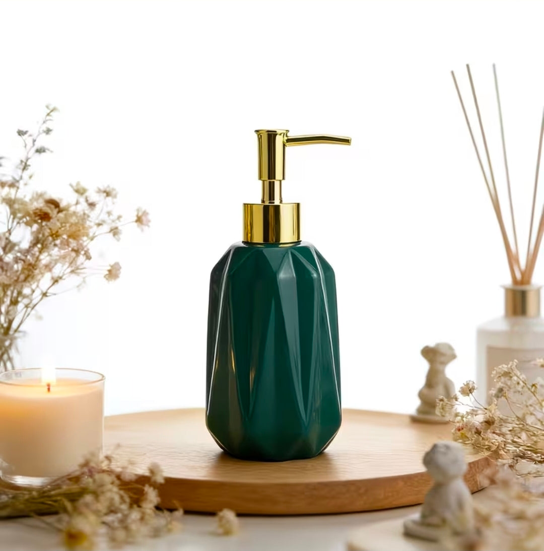 Light Luxury Ceramic Soap Dispenser