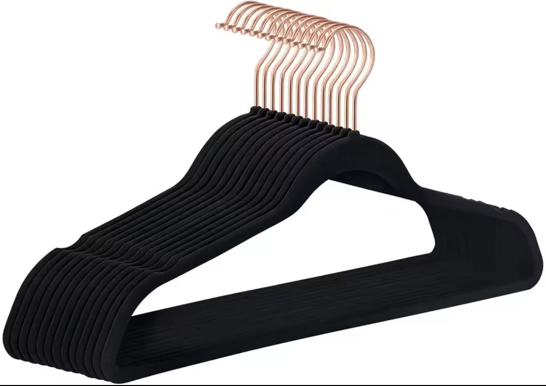 Velvet rose gold antislip hangers