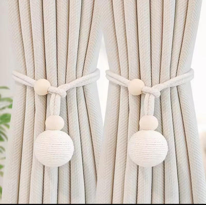Curtain tieback