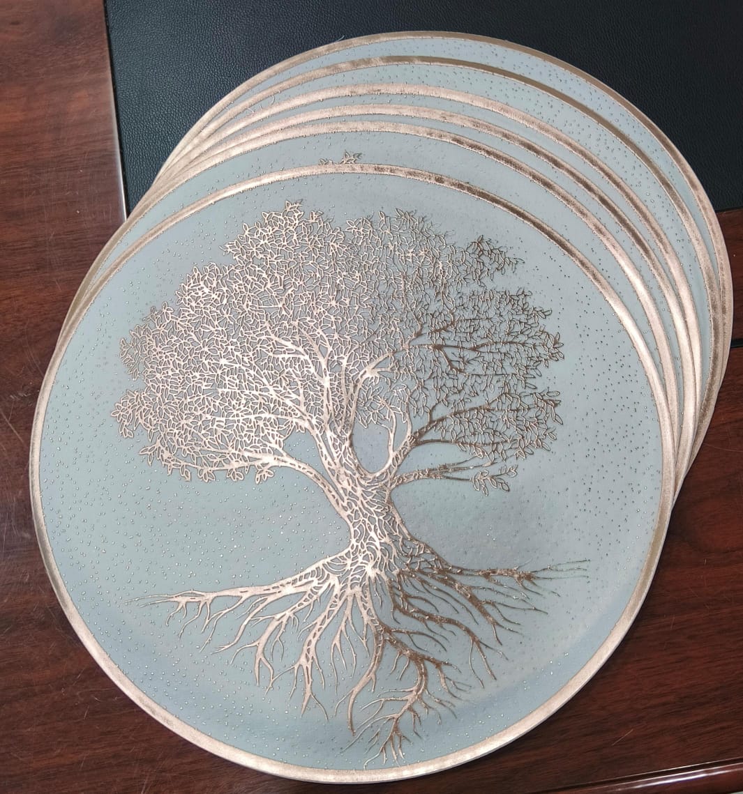 Stylish table mats