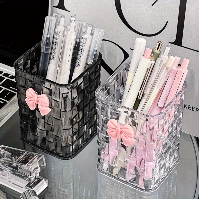 Acrylic makeup brushes storage