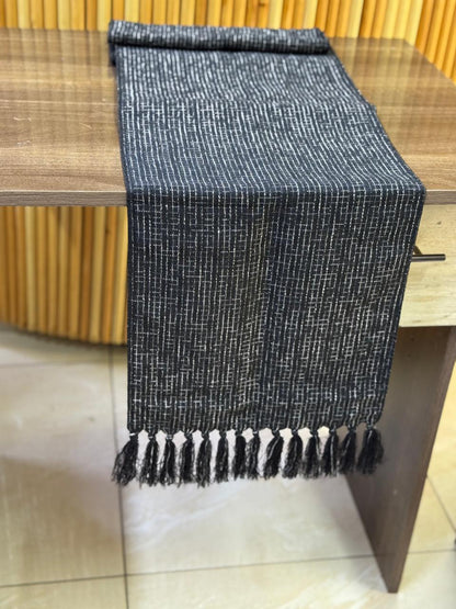 Modern dining table runner