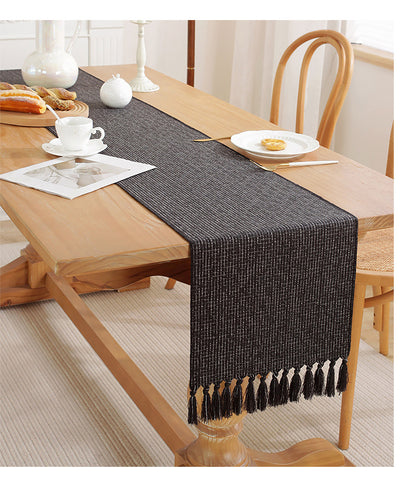 Modern dining table runner
